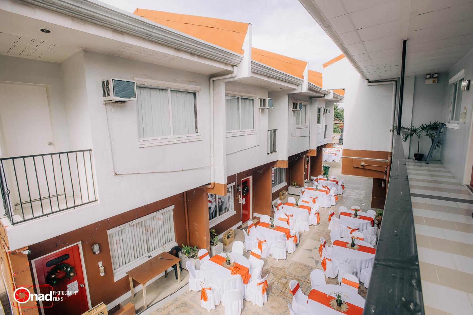 Ashley And Bill'S Suites 'N Garden Hotel And Vacation Homes Carcar Extérieur photo