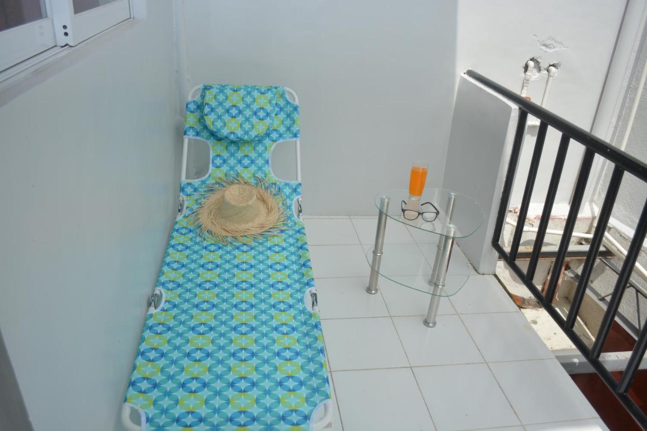 Ashley And Bill'S Suites 'N Garden Hotel And Vacation Homes Carcar Extérieur photo